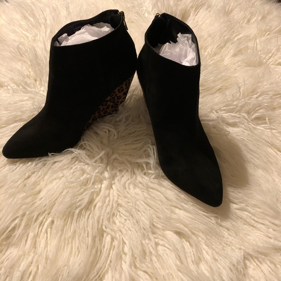 Ava & Aiden Black & Leopard Wedge Booties - Picture 8 of 14